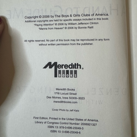 A Hand to Guide Me: Denzel Washington HC 1st Edition in EUC - Picture 9 of 9